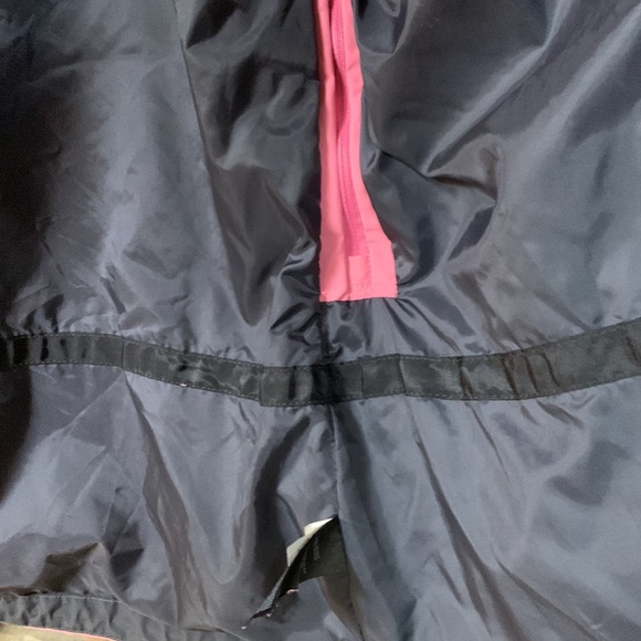 The North Face Ladies Sz Large Jacket w a few minor spots - Picture 13 of 16